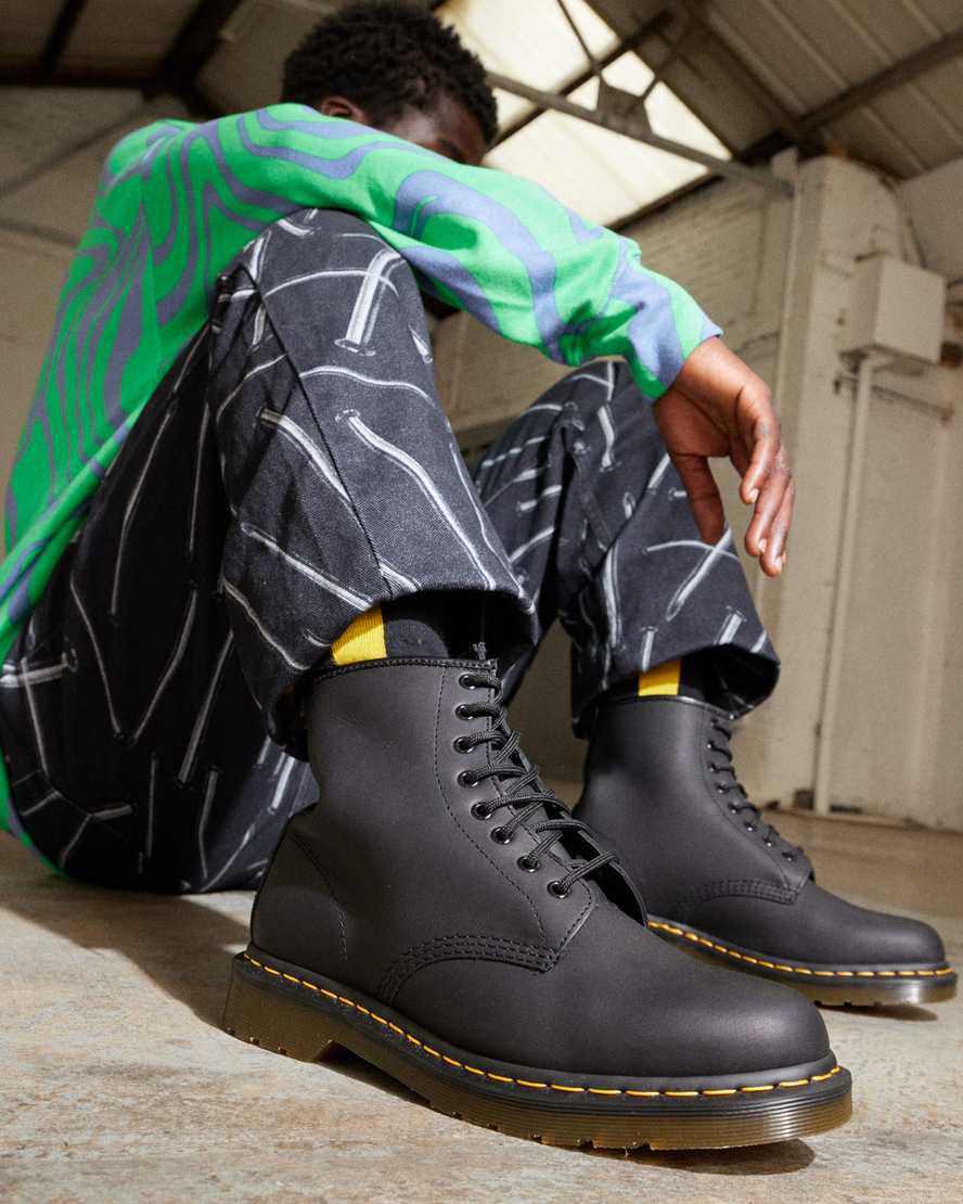 Dr Martens 1460 Greasy Deri Dantel Up Erkek Bilek Boy Bot Siyah  Türkiye |  10975-KYFR