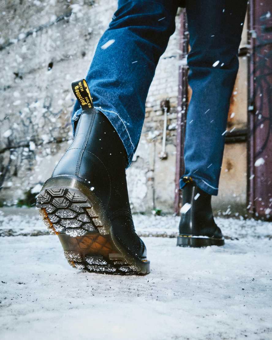 Dr Martens 1460 Wintergrip Deri Dantel Up Erkek Bilek Boy Bot Siyah  Türkiye |  40923-YRIL