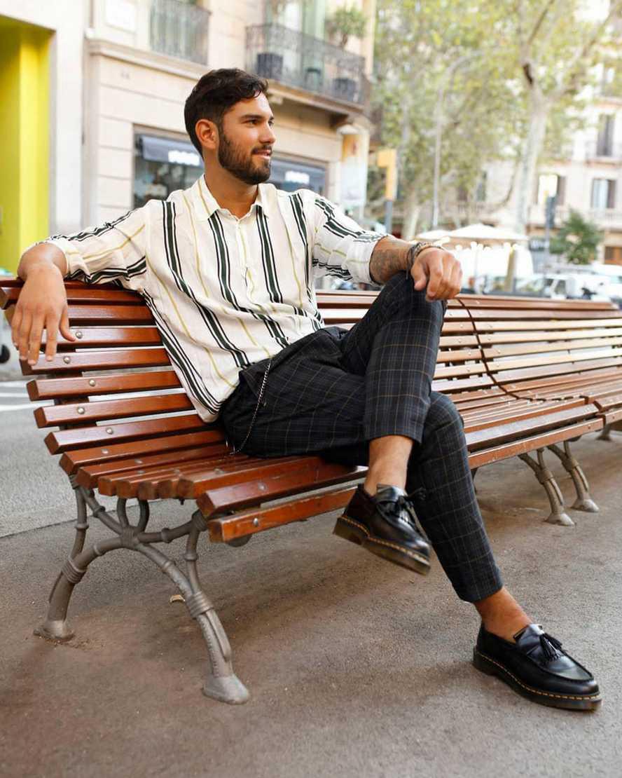 Dr Martens Adrian Yellow Stitch Deri Tassel Kadın Loafer Ayakkabı Siyah  Türkiye |  85316-YAGZ