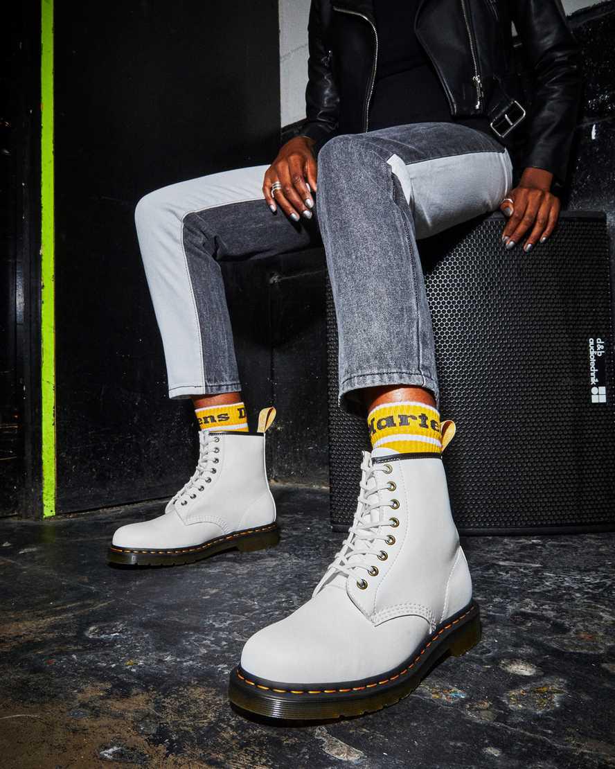 Dr Martens Vegan 1460 Kemble Dantel Up Kadın Bilek Boy Bot Beyaz  Türkiye |  30462-EMZN